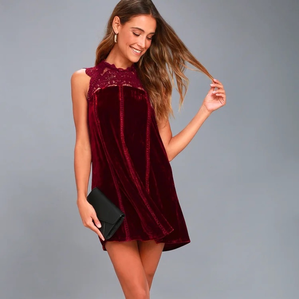 Who's Who Burgundy Crocheted Lace Velvet Dress